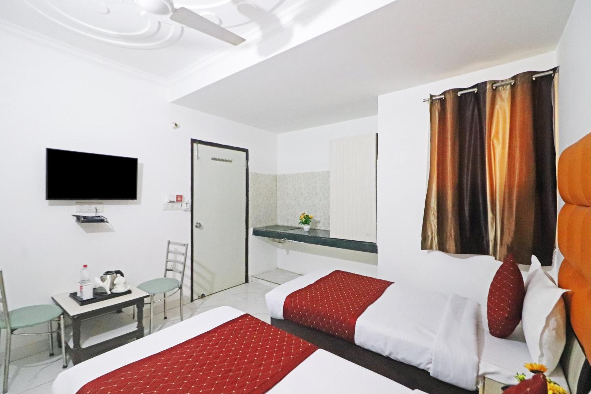 Clink Airport Stay -New Delhi Buitenkant foto